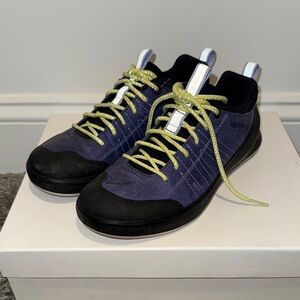 Merrell Black and Blue Athletic Shoes Sleek Design